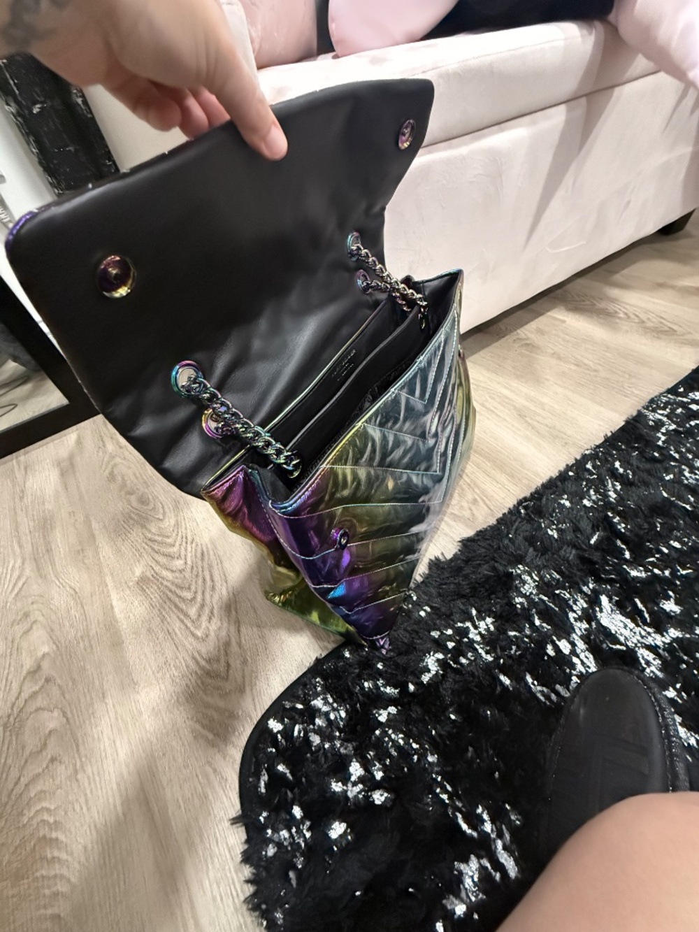 New without tags - Kurt Geiger metallic multicolor shoulder bag - Picture 8 of 12